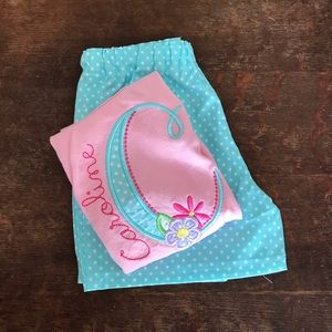 Embroidered toddler outfit. Size 2T.